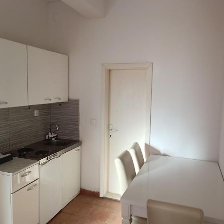 Opus Two Apartment Dubrovnik - Private Parking Екстер'єр фото